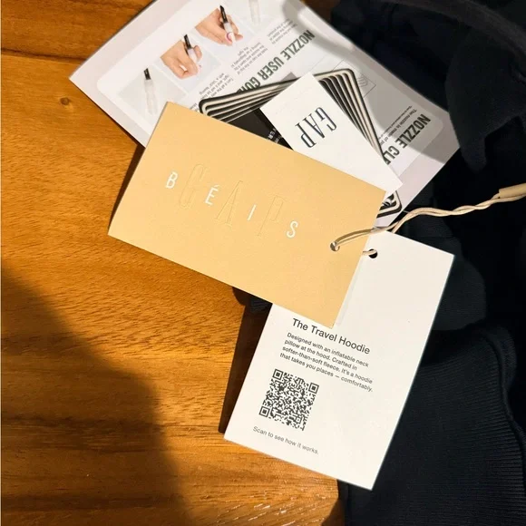 NWT Gap × BÉIS Adult Heavyweight Travel Hoodie - Picture 3 of 9